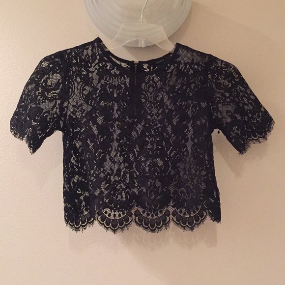 Forever 21 Tops - Small black lacy crop top